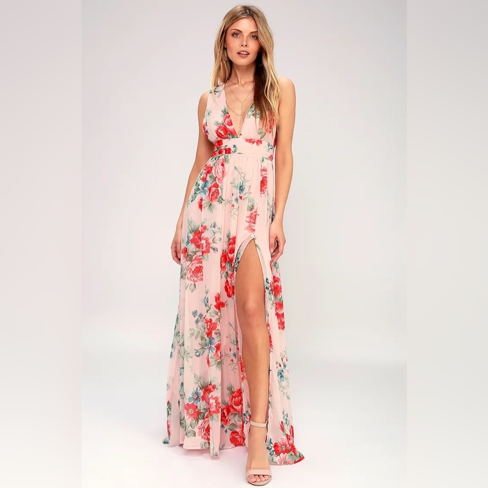 Lulu’s Blush Floral Maxi Dress